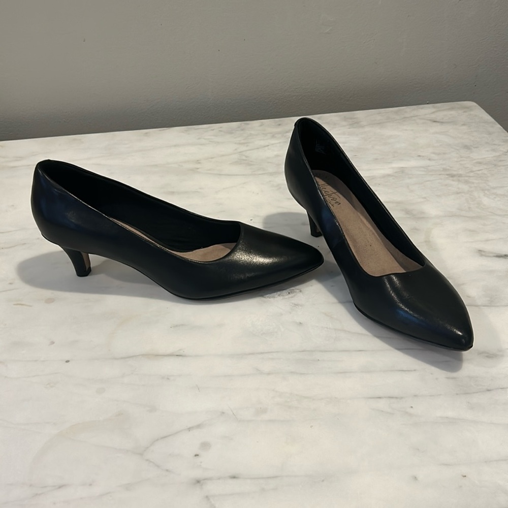 Black leather Clark’s pumps